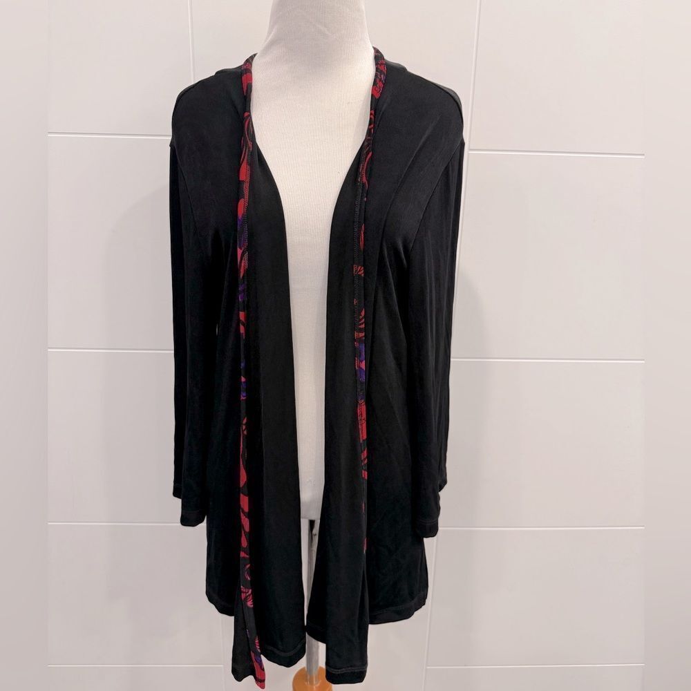 Black Open-Front Cardigan with Red Accents